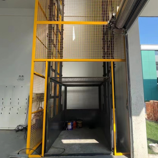 萍乡导轨式升降机助力物流园破解运输难题